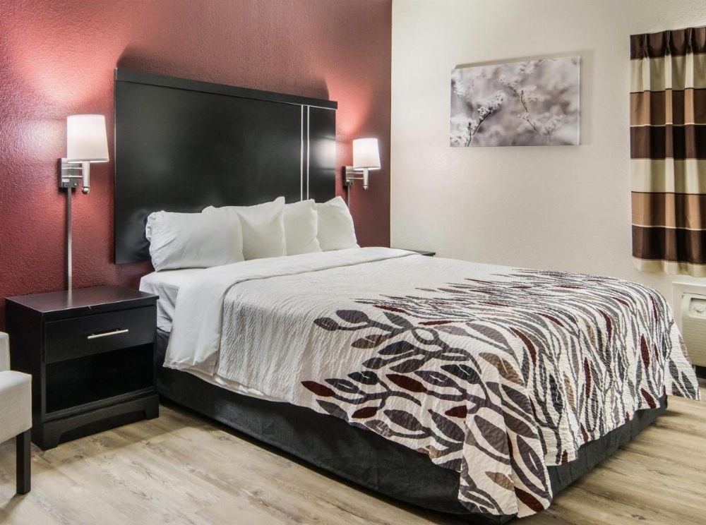 Room image 3