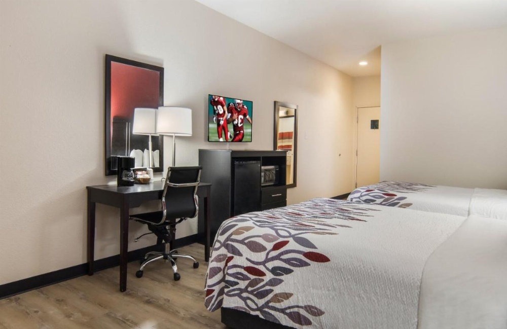 Room image 4