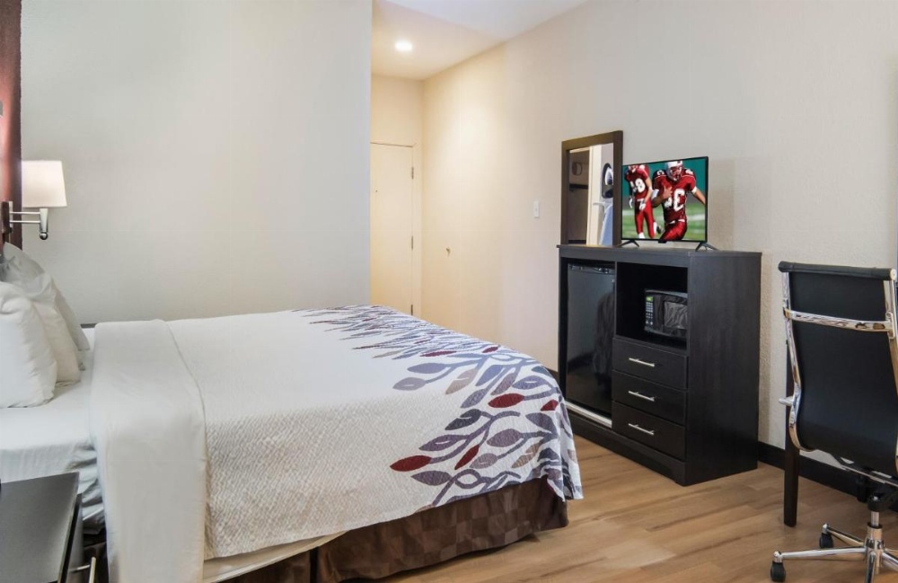 Room image 4